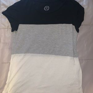 Maurices multi color t-shirt